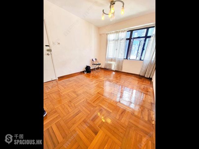 Wan Chai - Fook Wo Building 01