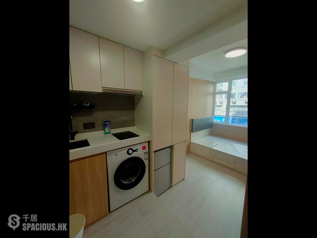 Causeway Bay - Jardine Building 01