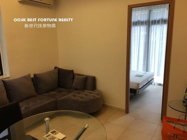 Sai Ying Pun - 7, Tak Sing Lane 01
