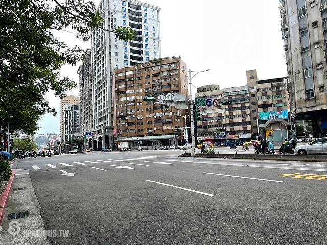 Daan - No. XX, Lane 60, Taishun St, Da’an District, Taipei City, Taiwan 106 01