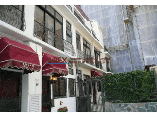 Sai Ying Pun - 7, Tak Sing Lane 01