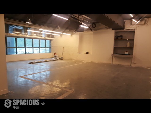 Siu Sai Wan - Sino Favour Centre 01