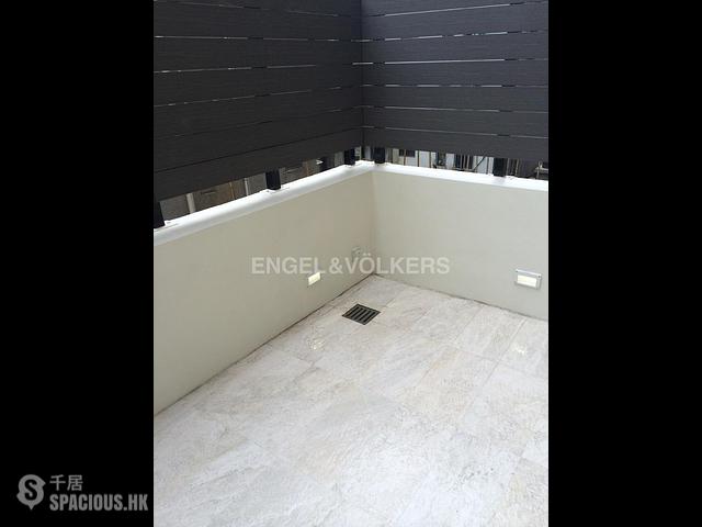 Sai Ying Pun - 345, Queen's Road West 01