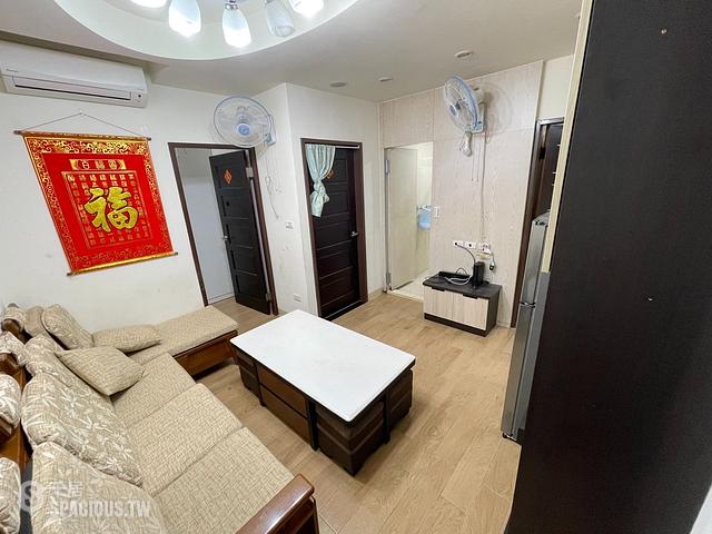 Sanchong - No. XX, Lane 366, Ren'ai St, Sanchong District, New Taipei City, Taiwan 241 01
