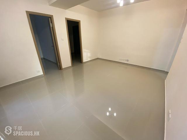 Kennedy Town - Kam Tong Building 01