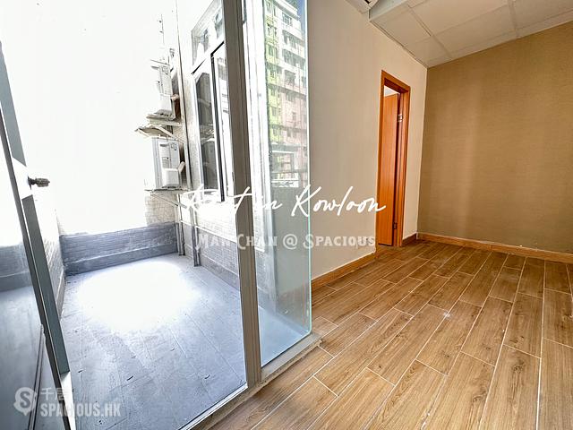 Mong Kok - 943, Canton Road 01