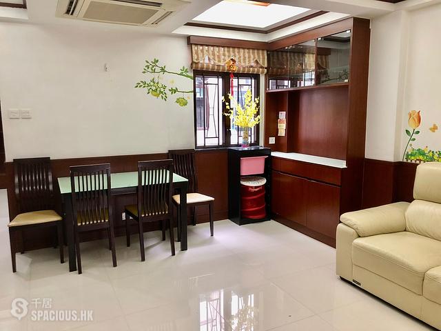 Causeway Bay - Tai Wah Building 01